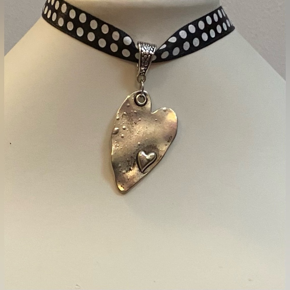 COPY - NEW!! Heart choker